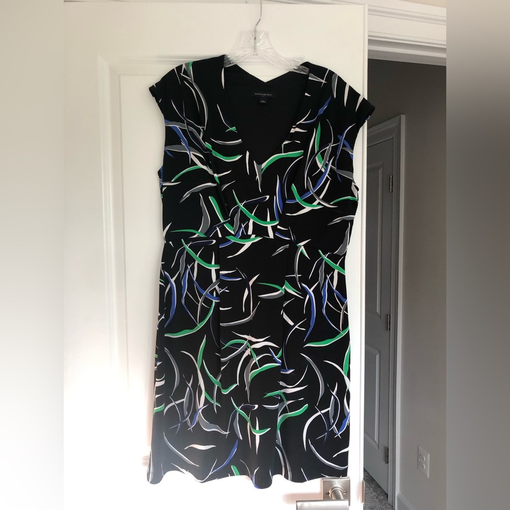 Banana Republic Semi Fitted Sheath Dress